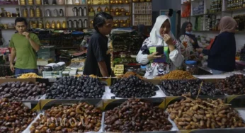 Pedagang Kurma Rugi, Penjualan Lesu di Awal Ramadhan