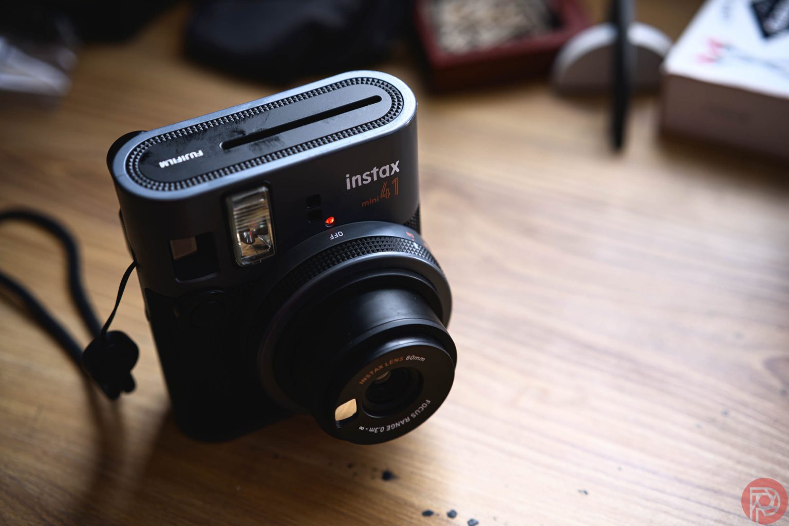 FUJIFILM Instax Mini 41 Resmi Rilis di Indonesia